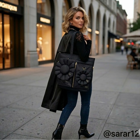 Rare Limited Edition: Takashi Murakami X Porter Yoshida &Co. Flower Helmet Tote - Picture 3 of 7